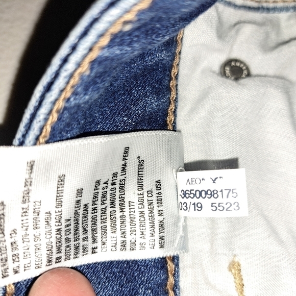 American Eagle Denim Raw Hem Distressed High Rise Mini Skirt Size 0 - Picture 7 of 9